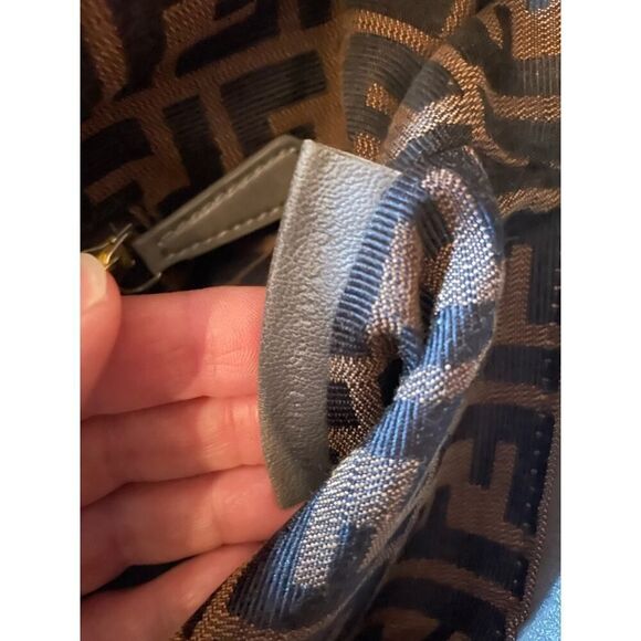 Fendi Grey Leather Lined Medium Peekaboo Top Handle Bag Turn Lock Closure Italy - Picture 8 of 16